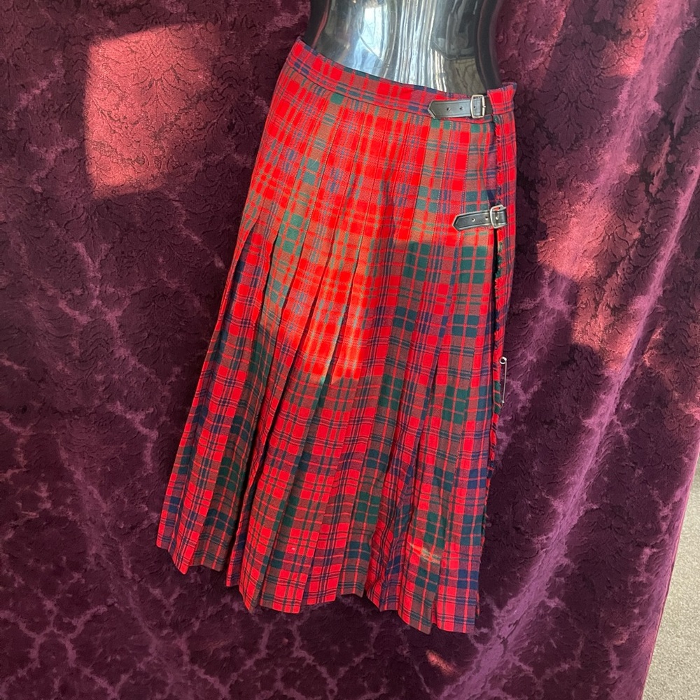 Kinloch Anderson of Scotland kilt